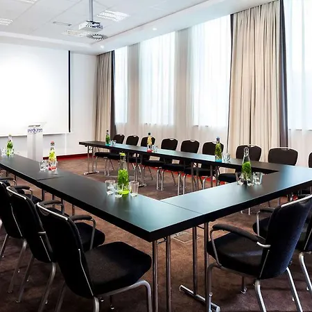Park By Radisson Centre Midi Hotel 3*